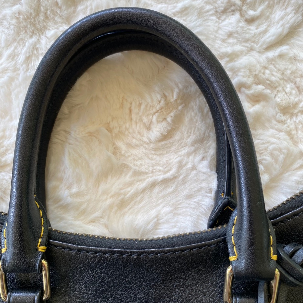 Dooney & Bourke Teardrop Satchel Black Florentine Vacchetta Leather Shoulder Bag - Picture 4 of 14